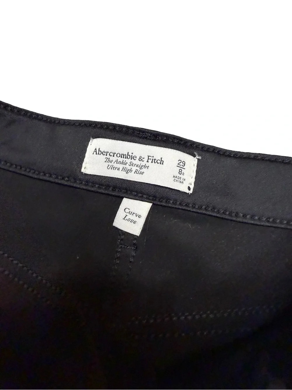 🖤NWT Abercrombie Curve‎ Love Vegan Leather Panel Ankle Straight Jeans Size 29🖤